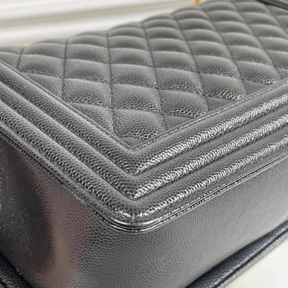 $6500 Chanel Boy Old Medium - Picture 8 of 16